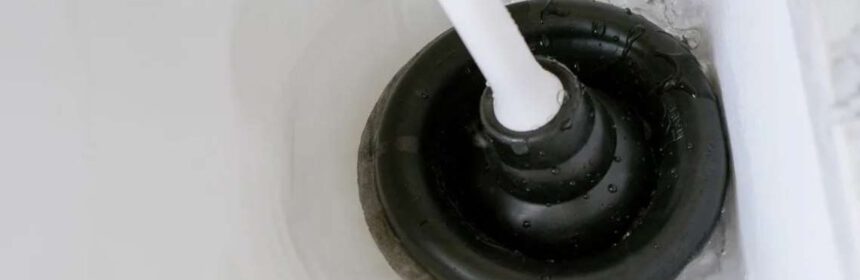 Как прочистить засор в ванной: эффективные методы